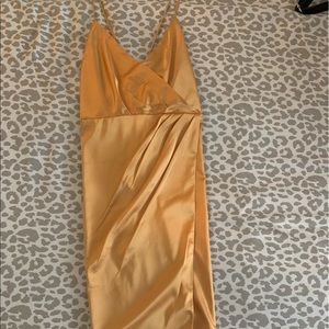 gold dress from forever 21, size large, never worn